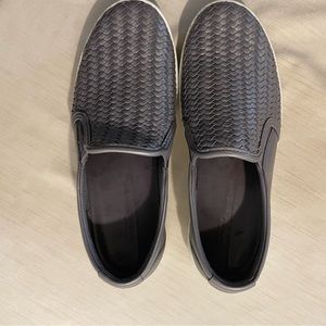 Soft woven leather shoes, size 8 1/2 or 39,  Woven Slip-on, pre-owned.
